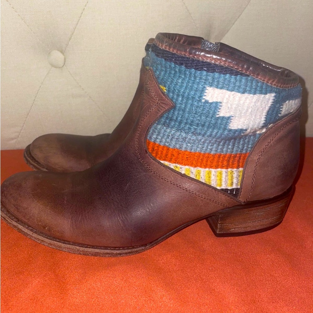 Womens Freebird Leather Short Ankle Zip FB-KANO Bootie Cowboy Western Boot Sz 9M